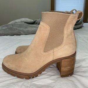 Vince Camuto boots